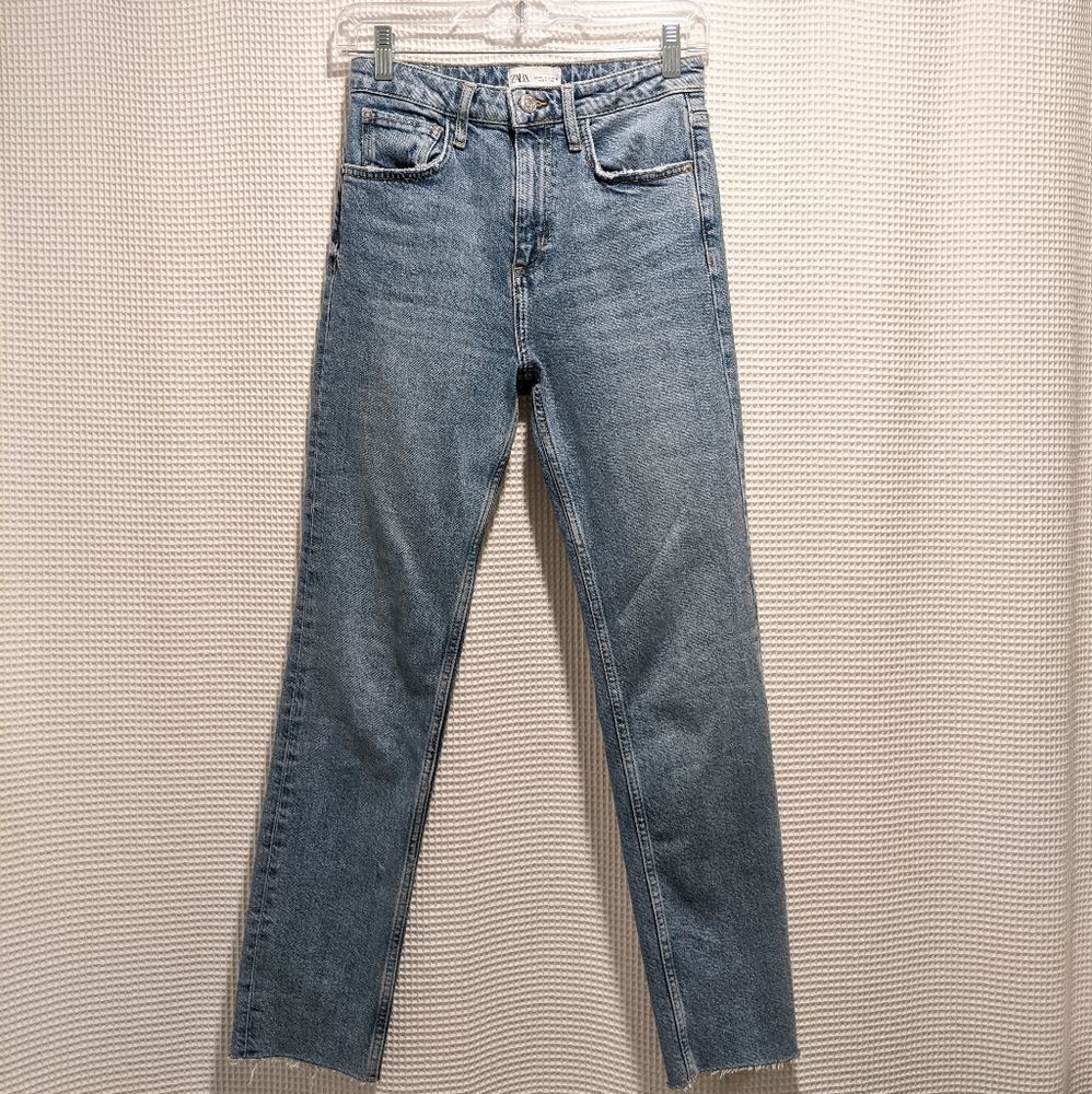 ZARA Slim Fit jeans SIZE EUR 34/US 2